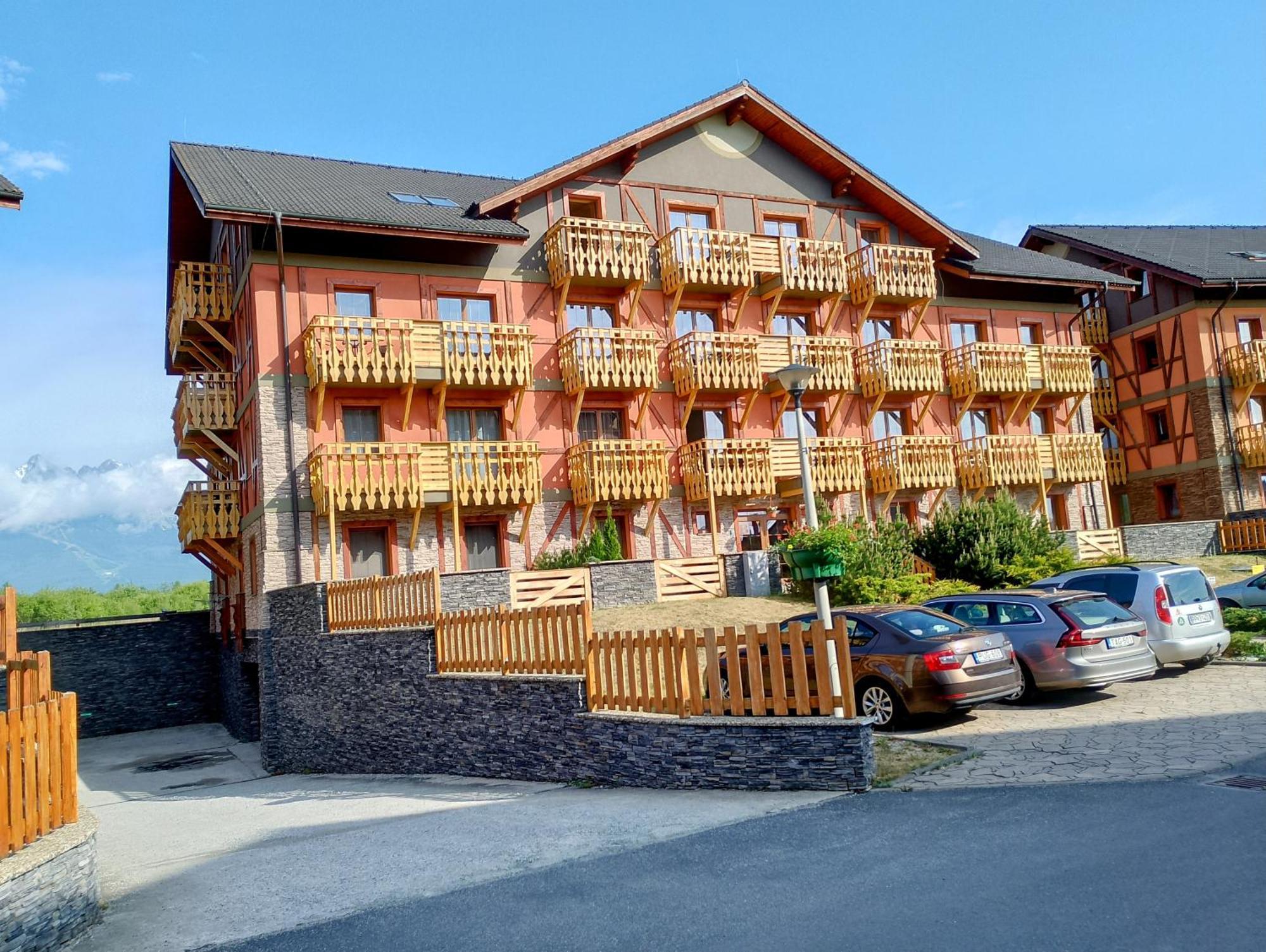 Tatry Panorama Apartmany Tatragolf Tatranska Lomnica Bagian luar foto